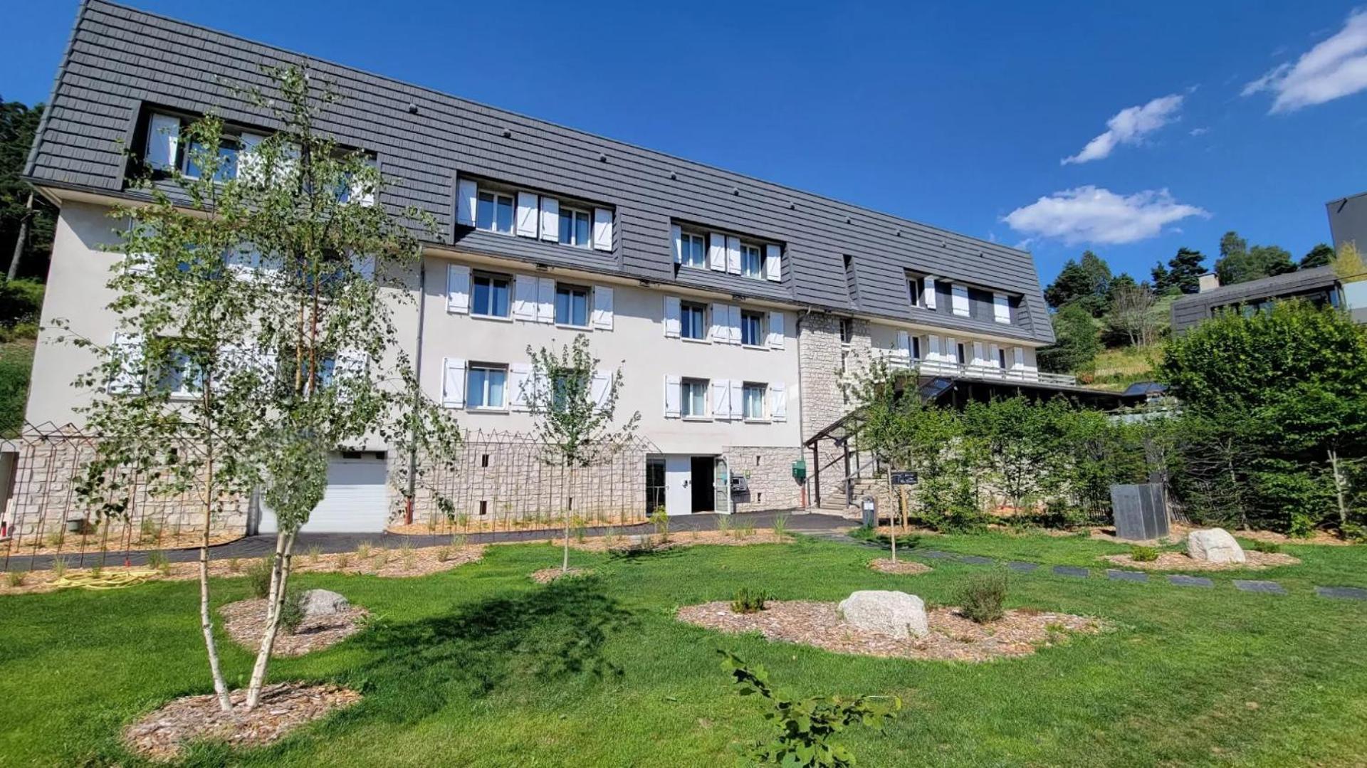 Logis Hotel Et Spa Chez Camillou Aumont-Aubrac Eksteriør billede